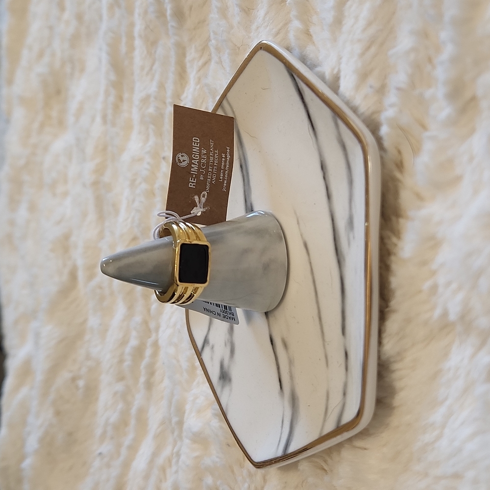JCrew Semiprecious Onyx signet ring Size 8 NWT